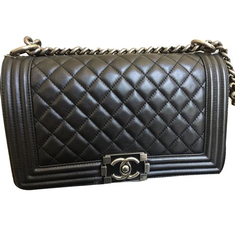 sac chanel boy pas cher|Sacs Boy Chanel vintage .